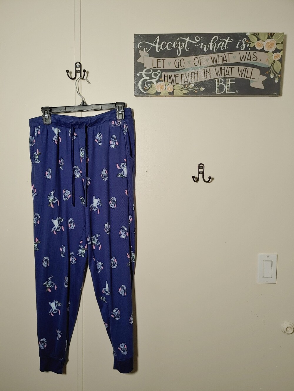 Like New Medium 8/10 Disney Stitch Blue Night Pants